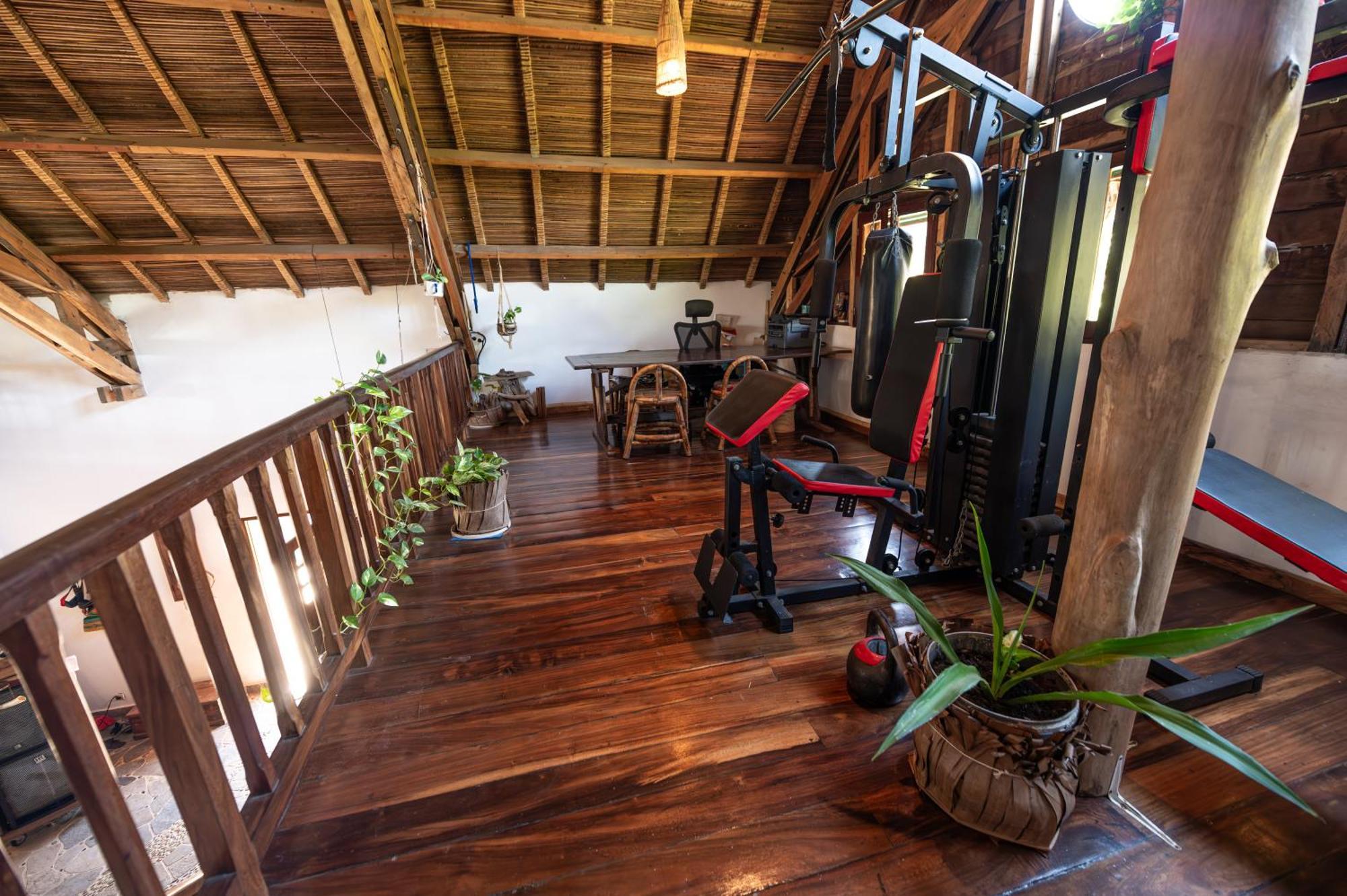 Shambala Madagascar: Beachfront Lodge And Adventures Ambolobozo Esterno foto