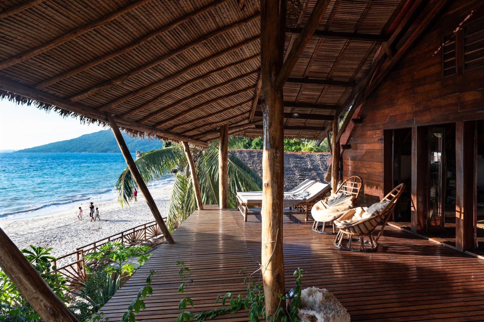 Shambala Madagascar: Beachfront Lodge And Adventures Ambolobozo Esterno foto